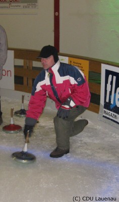2010_eisstockschiessen_005